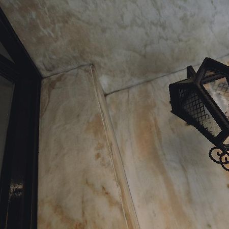 Apartamento Warm Stone House Atenas Exterior foto