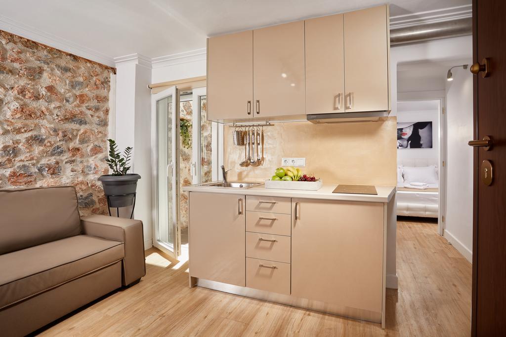 Apartamento Warm Stone House Atenas Exterior foto